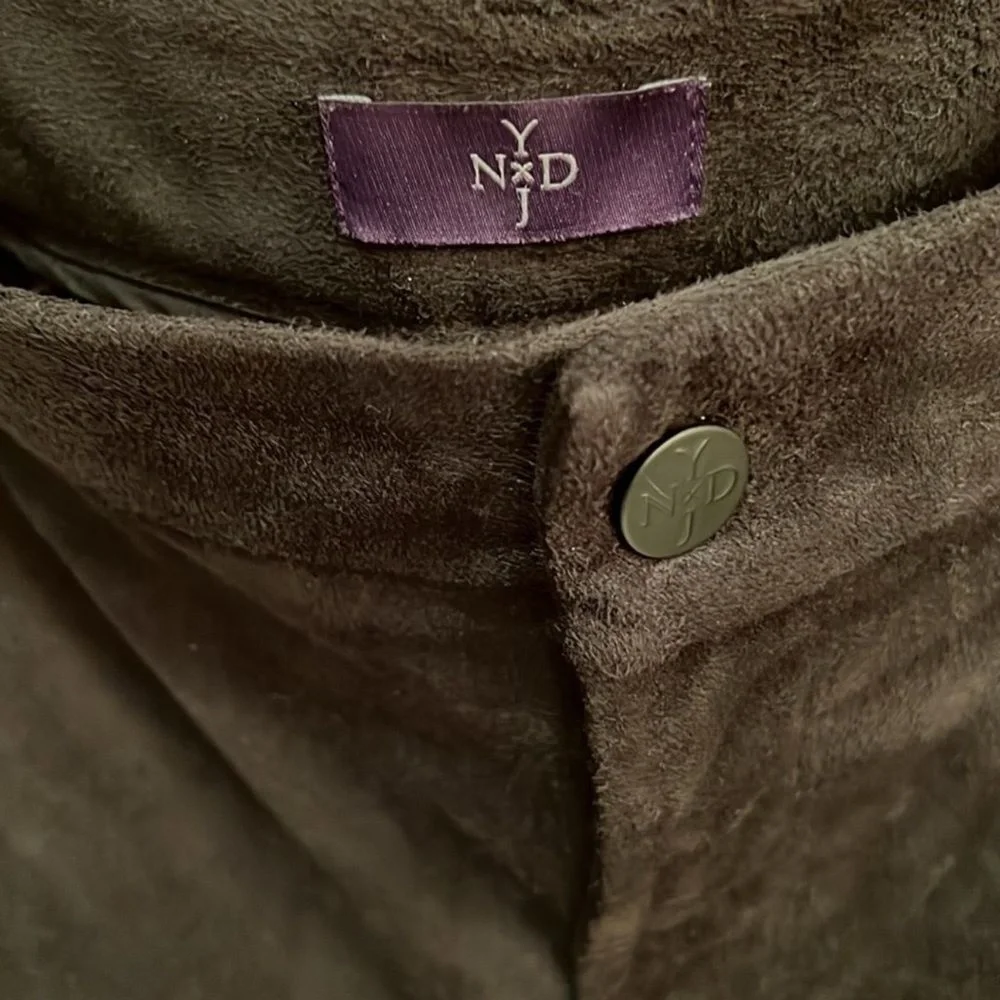 NYDJ SUEDE LIKE BLACK PANTS/ LEGGINGS,‎ SIZE 14P